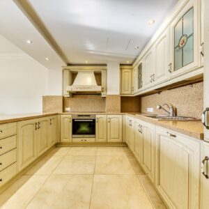 3 Bedroom Apartment for Rent in Agios Tychonas, Limassol District