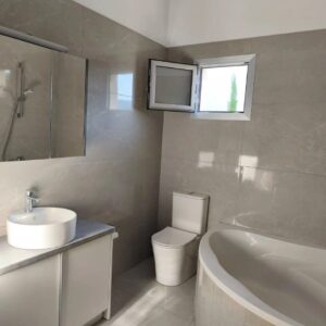 4 Bedroom House for Rent in Parekklisia, Limassol District