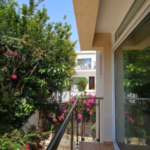 3 Bedroom House for Sale in Tombs Of the Kings, Paphos District