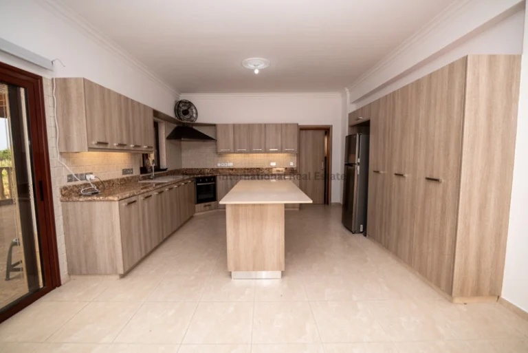 Cheap Houses and Villas for Sale Famagusta up to 700000 euro