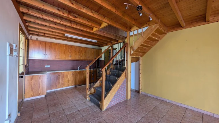 Cheap Houses and Villas for Sale Nicosia up to 200000 euro