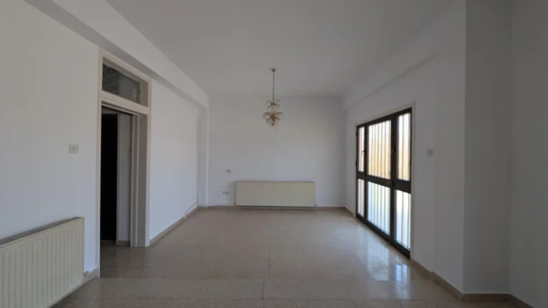 Cheap Houses and Villas for Sale Larnaca up to 200000 euro
