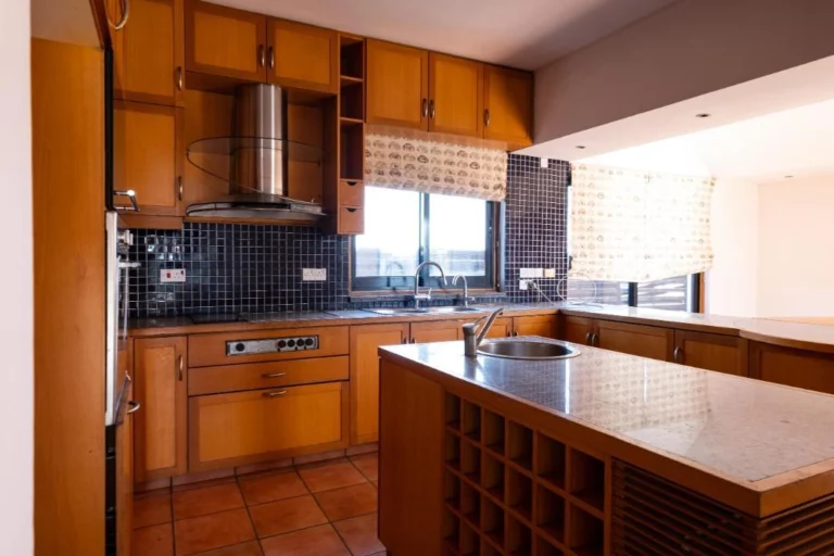 Cheap Houses and Villas for Sale Nicosia up to 1000000 euro