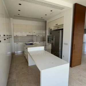 4 Bedroom Apartment for Rent in Engomi, Nicosia District