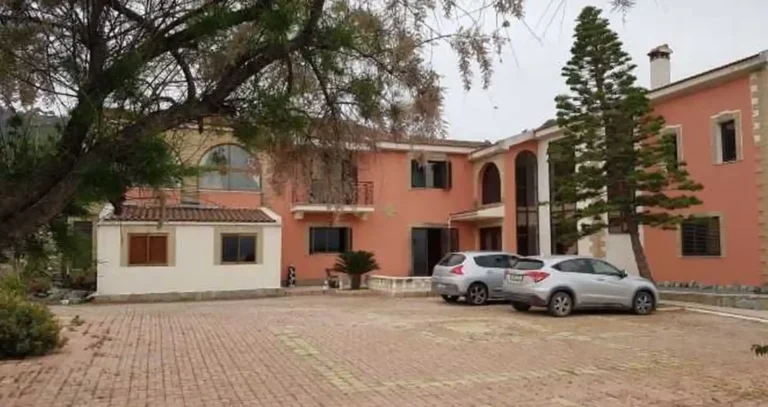 Villas
