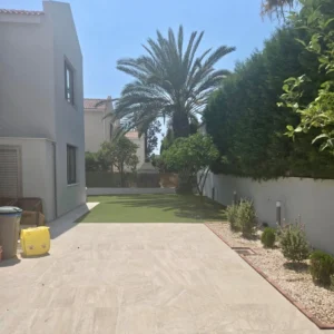 4 Bedroom House for Rent in Potamos Germasogeias, Limassol District