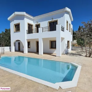 4 Bedroom House for Sale in Lysos, Paphos District