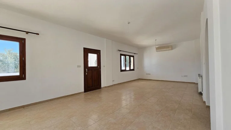 Cheap Houses and Villas for Sale Paphos up to 300000 euro
