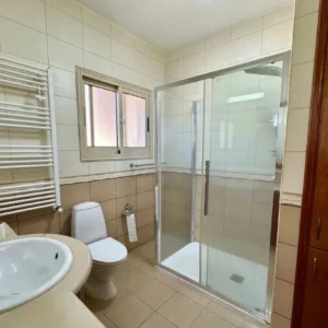 5 Bedroom House for Rent in Agios Tychonas, Limassol District