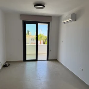 2 Bedroom Apartment for Sale in Paphos – Anavargos