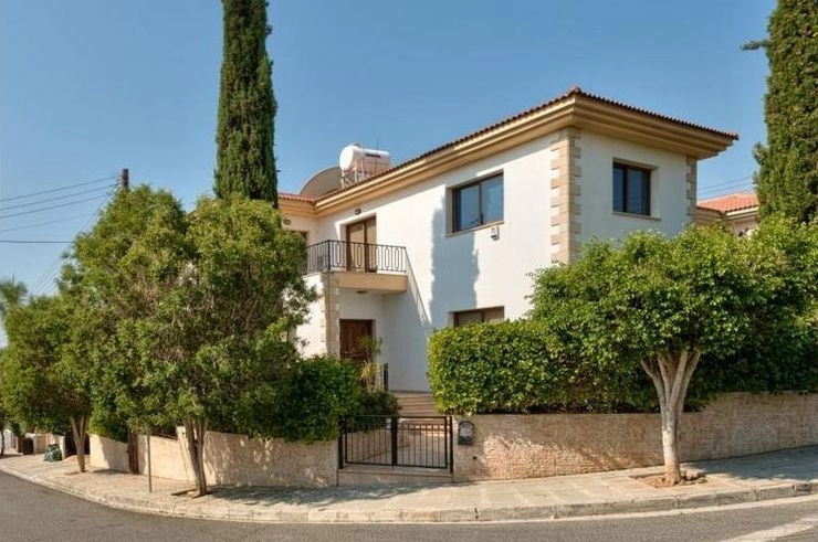 Cheap Houses and Villas for Sale Limassol up to 900000 euro