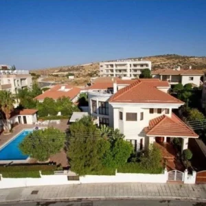 5 Bedroom House for Sale in Limassol