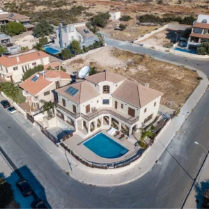 6+ Bedroom House for Sale in Limassol