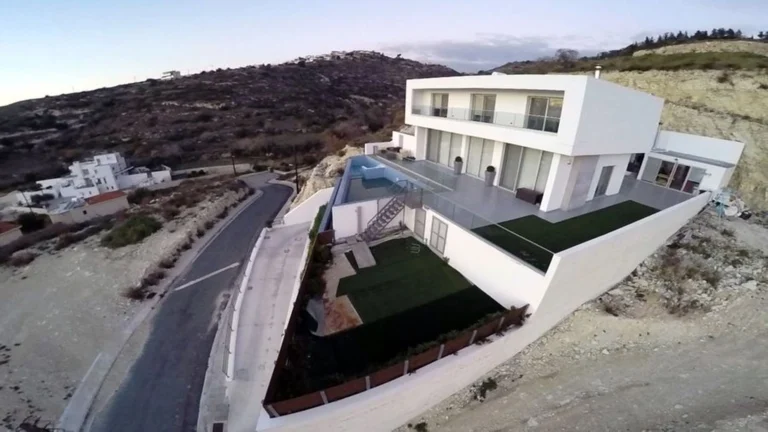 Cheap Houses and Villas for Sale Limassol up to 800000 euro