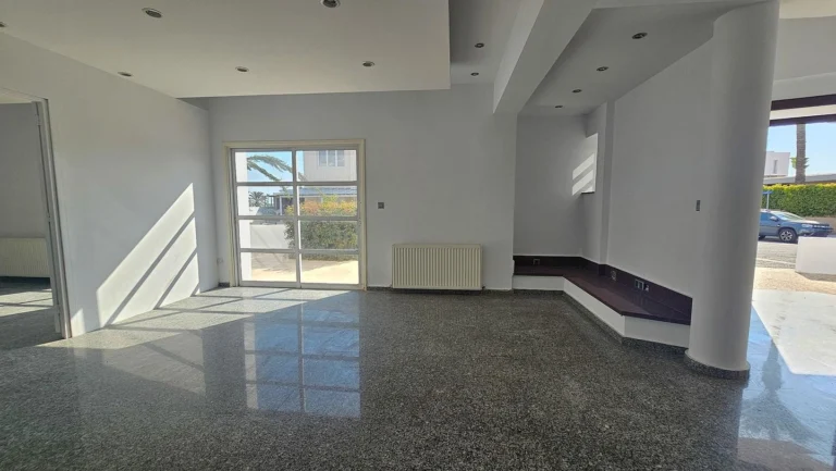 Cheap Houses and Villas for Sale Nicosia up to 400000 euro