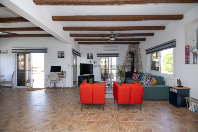 Cheap Houses and Villas for Sale Larnaca up to 500000 euro