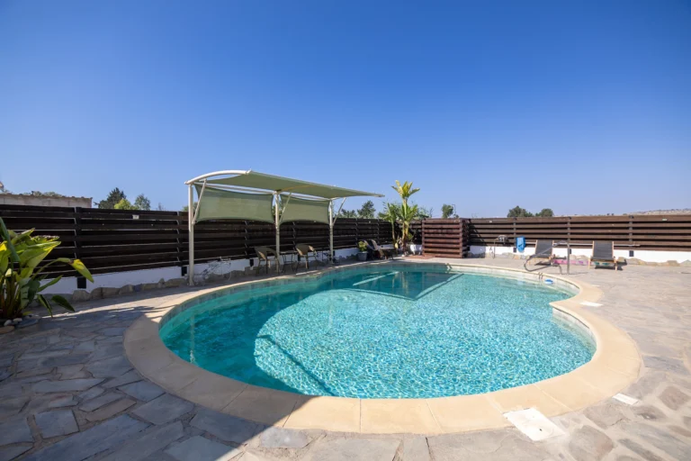 Cheap Houses and Villas for Sale Larnaca up to 500000 euro