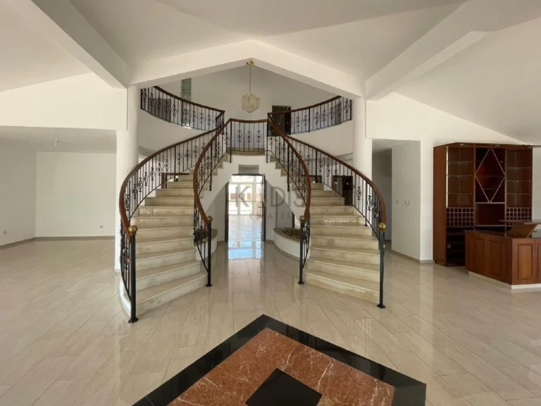 Cheap Houses and Villas for Sale Nicosia up to 800000 euro
