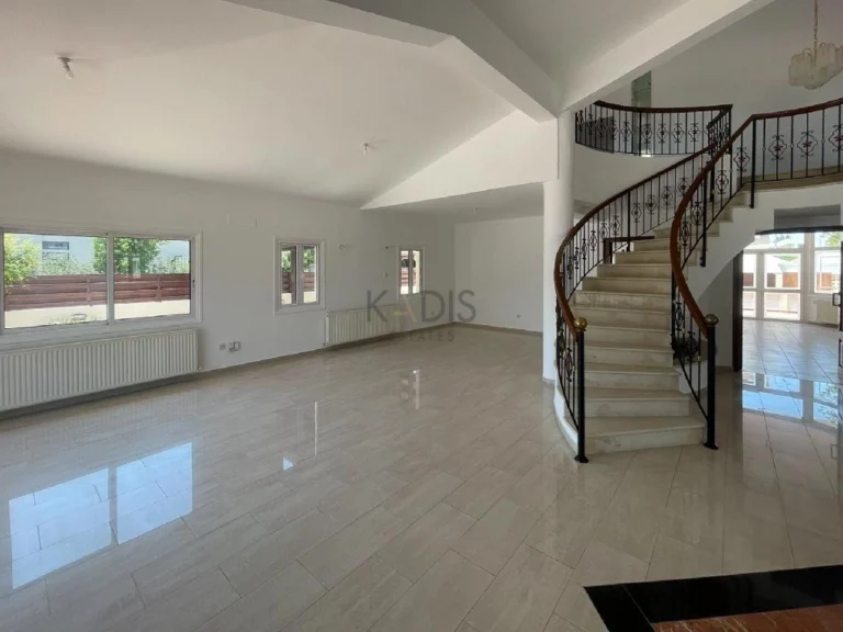Cheap Houses and Villas for Sale Nicosia up to 800000 euro