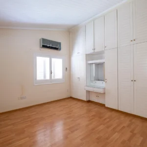 6+ Bedroom House for Sale in Agios Dometios, Nicosia District