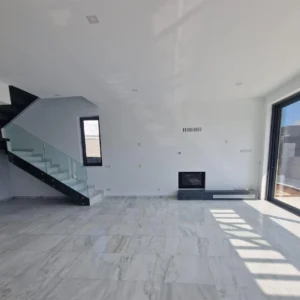 4 Bedroom House for Rent in Agios Tychonas, Limassol District