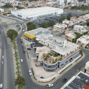 937m² Office for Rent