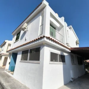 3 Bedroom House for Sale in Pervolia Larnacas