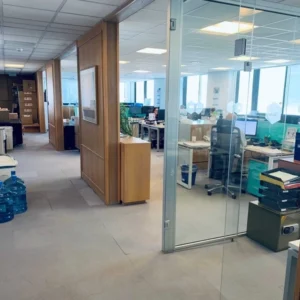 990m² Office for Rent
