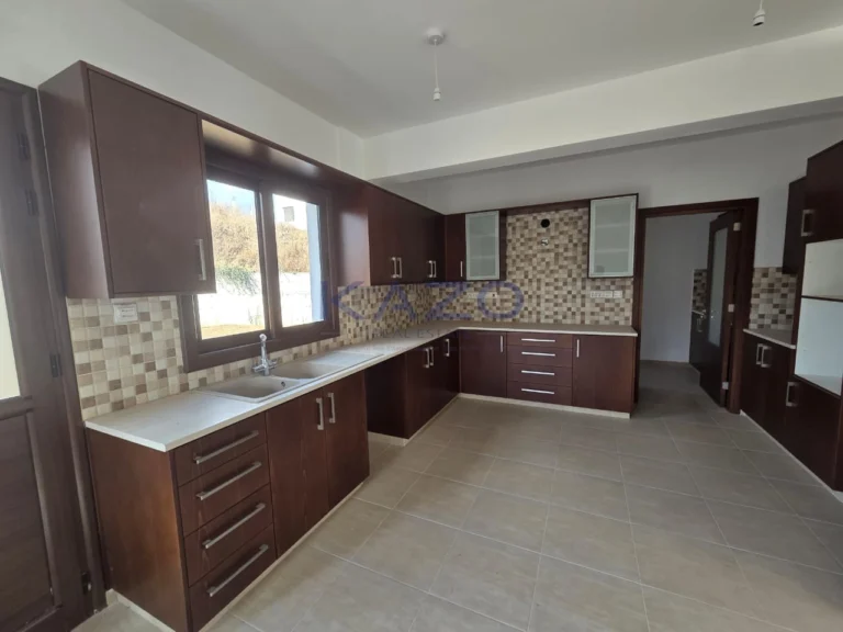 Cheap Houses and Villas for Sale Limassol up to 500000 euro