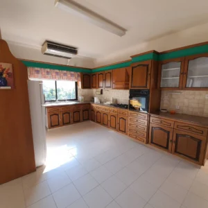 4 Bedroom Apartment for Rent