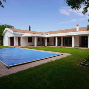 5 Bedroom House for Sale in Latsia, Nicosia District