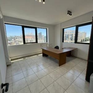 100m² Office for Rent in Limassol District