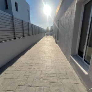 3 Bedroom House for Rent in Dromolaxia, Larnaca District