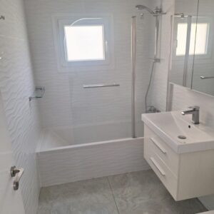 2 Bedroom Apartment for Rent in Agios Tychonas, Limassol District