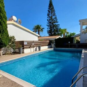 2 Bedroom Apartment for Rent in Paphos – Universal