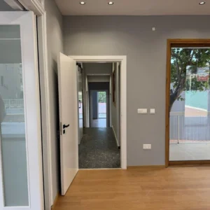 400m² Office for Rent in Limassol District