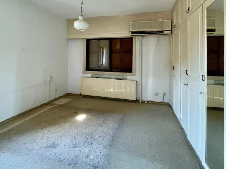 Cheap Houses and Villas for Sale Nicosia up to 600000 euro