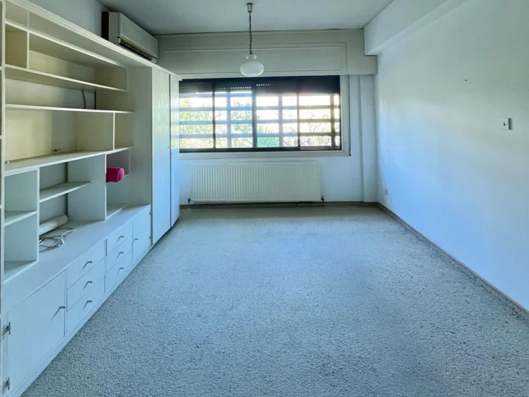 Cheap Houses and Villas for Sale Nicosia up to 600000 euro