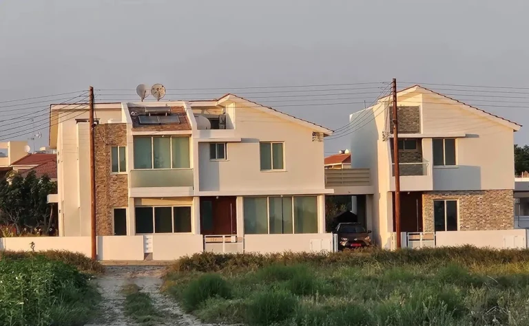 Cheap Houses and Villas for Sale Limassol up to 300000 euro