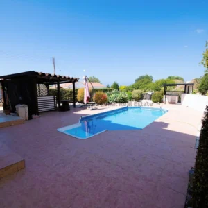 3 Bedroom House for Sale in Peyia, Paphos District
