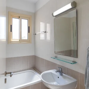 2 Bedroom Apartment for Sale in Paphos – Universal