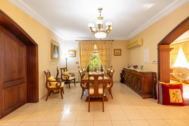 Cheap Houses and Villas for Sale Larnaca up to 900000 euro