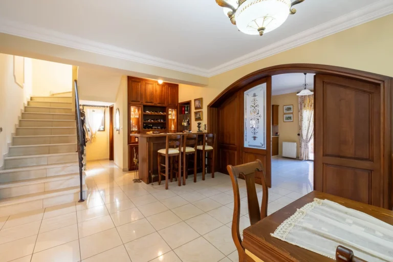 Cheap Houses and Villas for Sale Larnaca up to 900000 euro