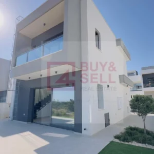 2 Bedroom House for Sale in Mouttagiaka, Limassol District