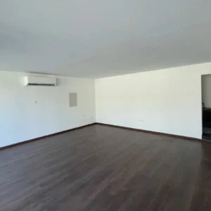 100m² Office for Rent in Limassol District