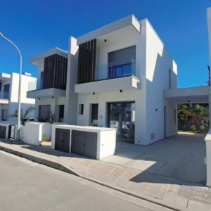 2 Bedroom House for Sale in Konia, Paphos District