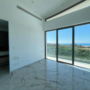 540m² House for Sale in Peyia, Paphos District