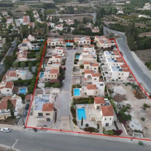 4 Bedroom House for Sale in Peyia, Paphos District