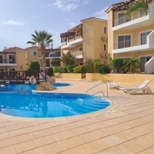 2 Bedroom Apartment for Sale in Paphos – Universal