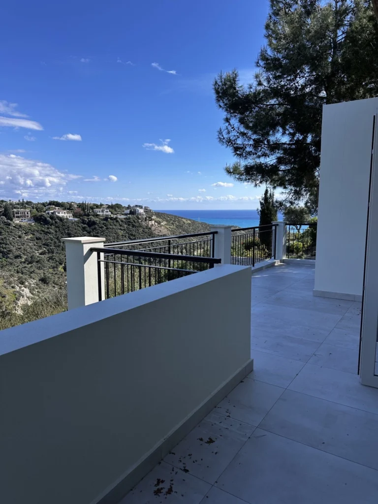 Cheap Houses and Villas for Sale Paphos up to 800000 euro